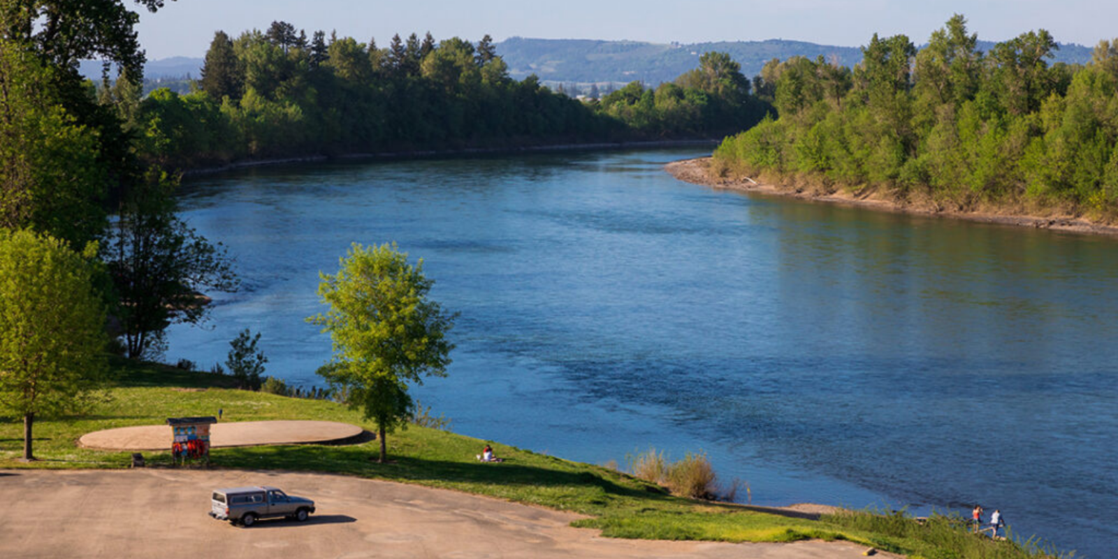 Willamette River in Independence