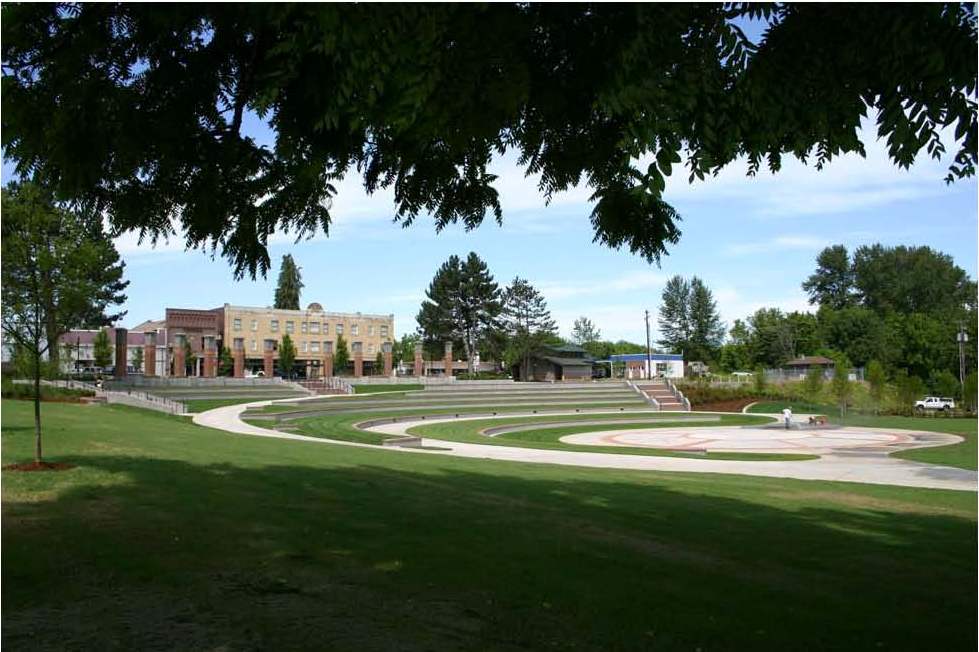 Riverview Park Amphtheater seen from the south looking north